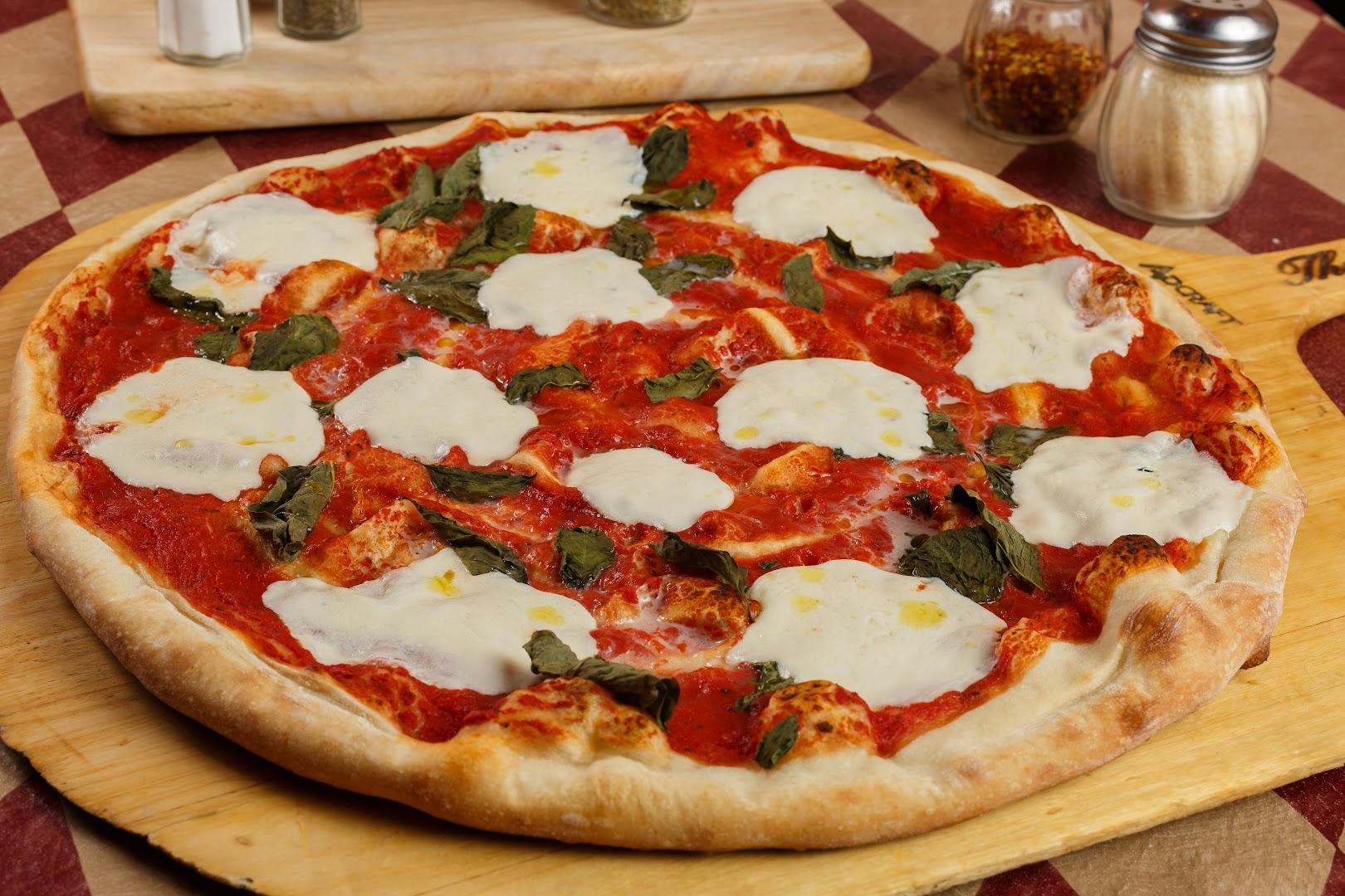 Lombardi's New York Pizza & Wings